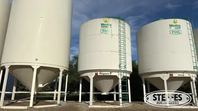Westeel hopper bin