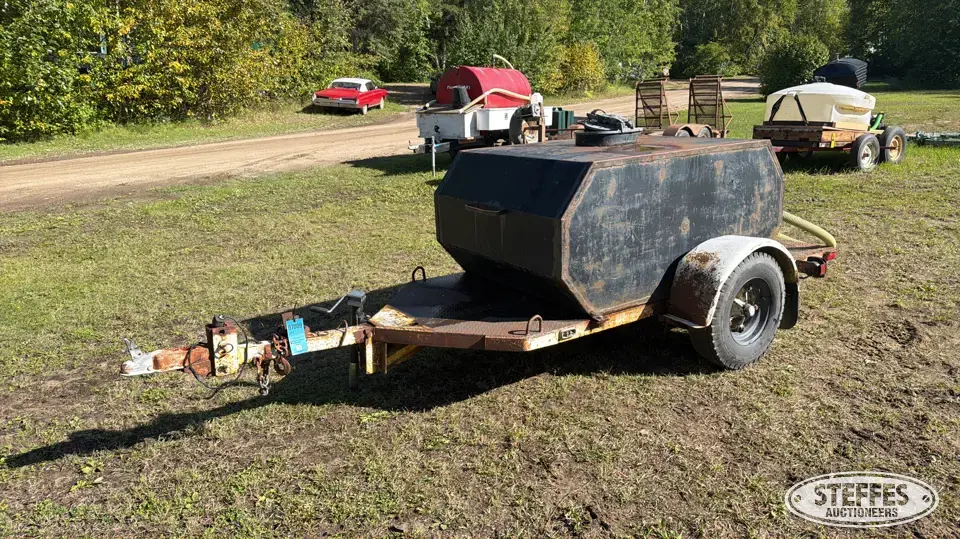 Shop-built single axle water tender trailer