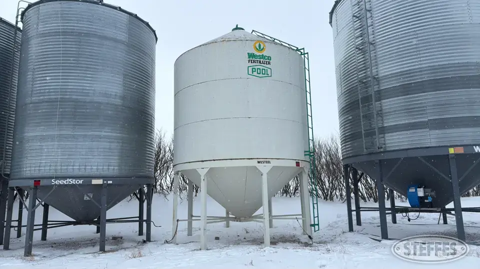 Westeel hopper bin