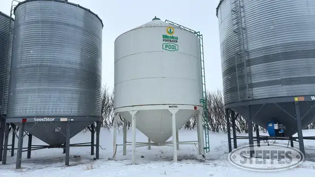 Westeel hopper bin