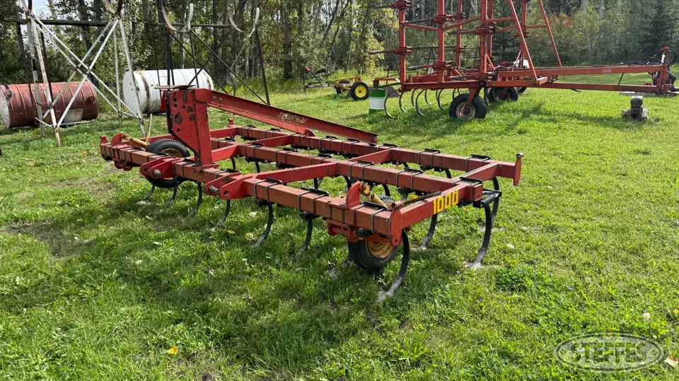 Leon 1125 Field Cultivator