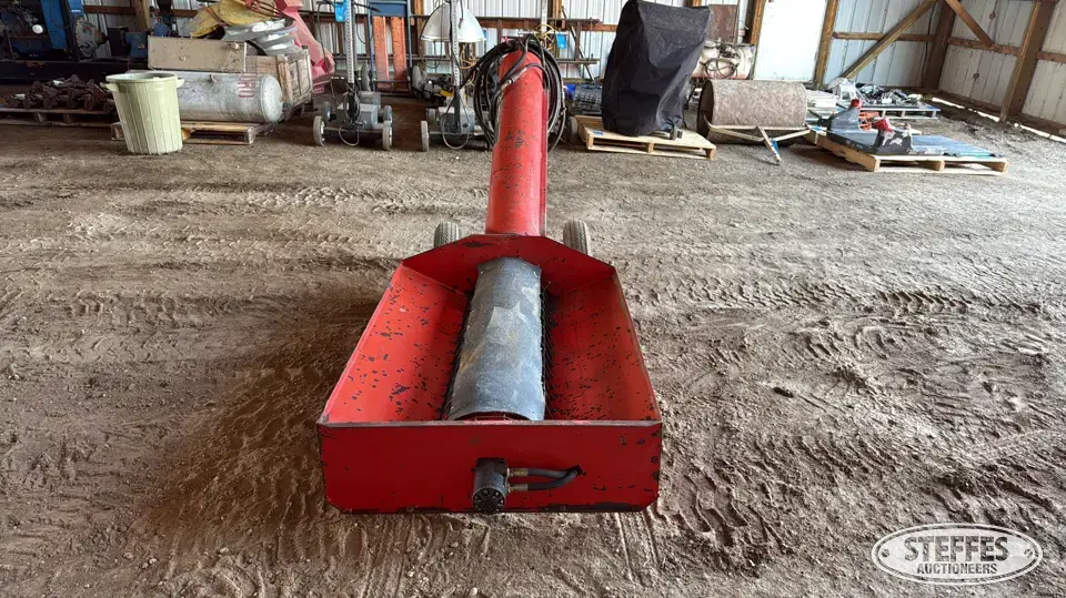Wheatheart jump auger Transfer-Jump Augers and Conveyor