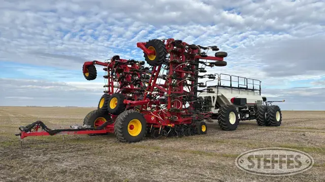 2019 Bourgault XTC 3320-86PHD