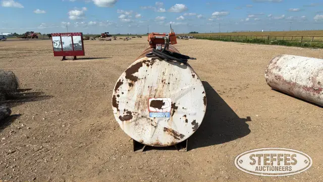4,480L fuel tank