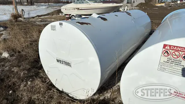 Westeel approx. 1,215 gal. fuel tank