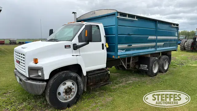 2004 GMC C8500