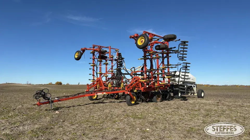 Bourgault 8800-36 Air Drills and Air Seeder