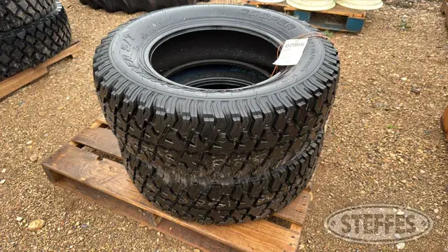 (2) Cooper Discoverer S/T 275/65R18 tires
