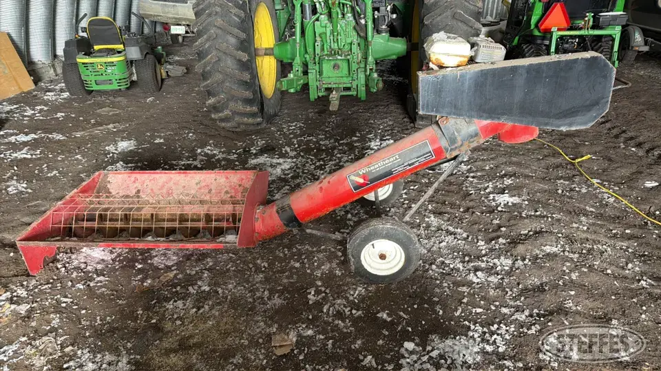 Wheatheart jump auger Transfer-Jump Augers and Conveyor