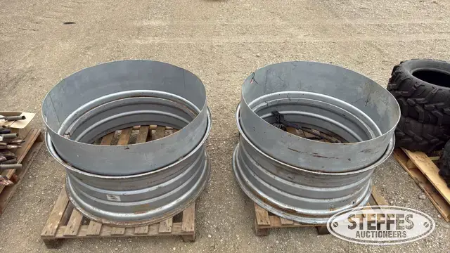 (2) 16x38-10 band dual rims