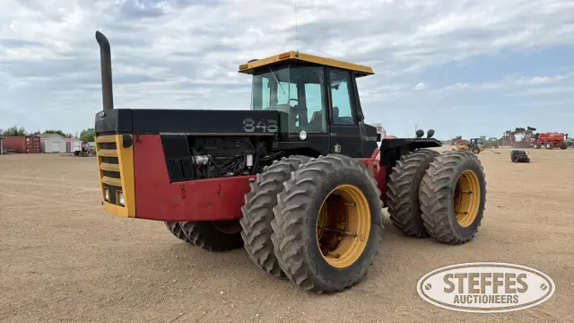 1988 Versatile 846