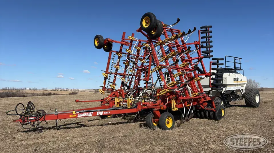 2004 Bourgault 5710 Series II Air Drills and Air Seeder