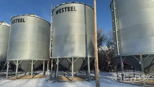 Westeel hopper bin
