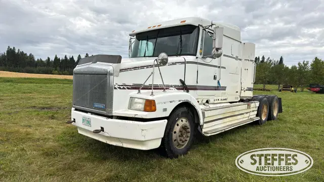 1994 Volvo White