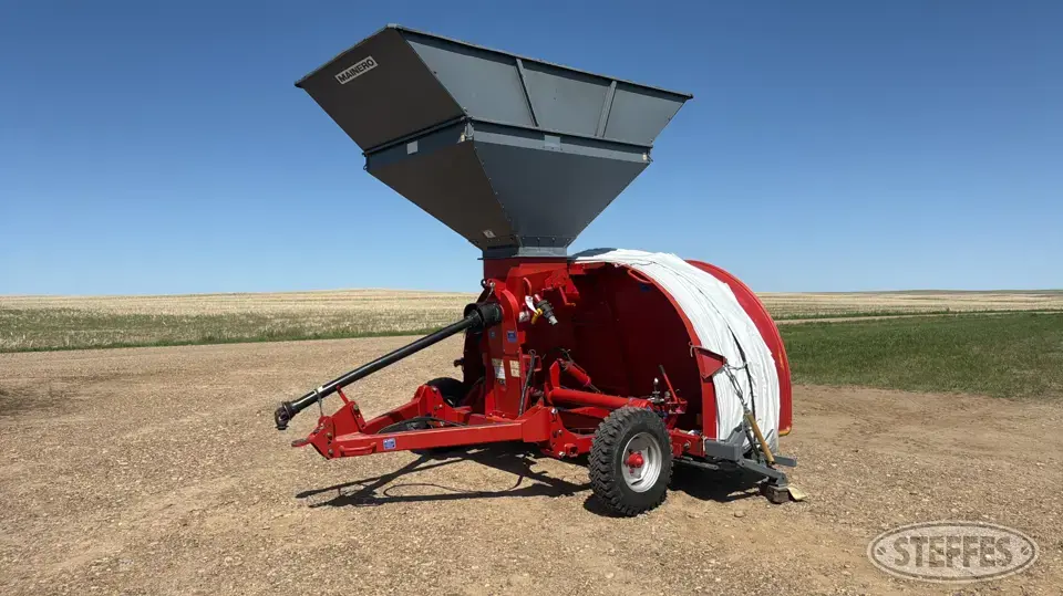 2009 Mainero 2230 Grain Bag Loaders and Unloader