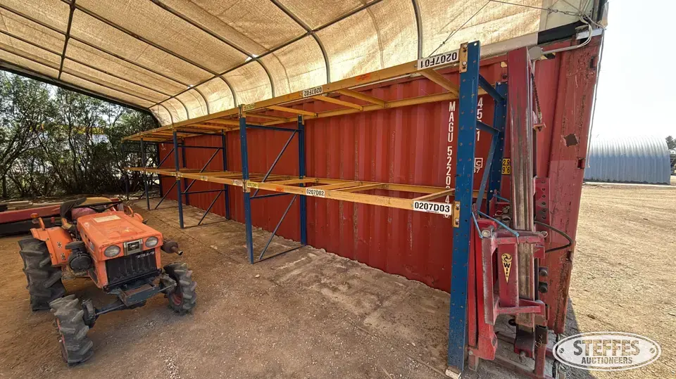 Pallet shelving Storage and Bench
