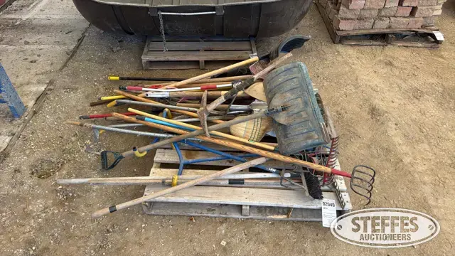 Long handled tools