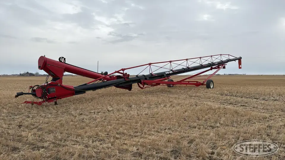 2020 AGI X16-105 Swing Hopper Auger