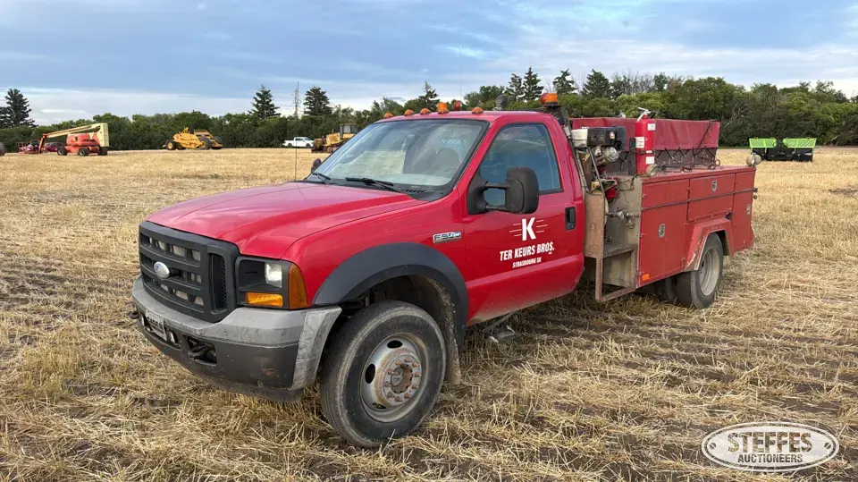 2006 Ford Super Duty F-550 XL Service Utility Truck