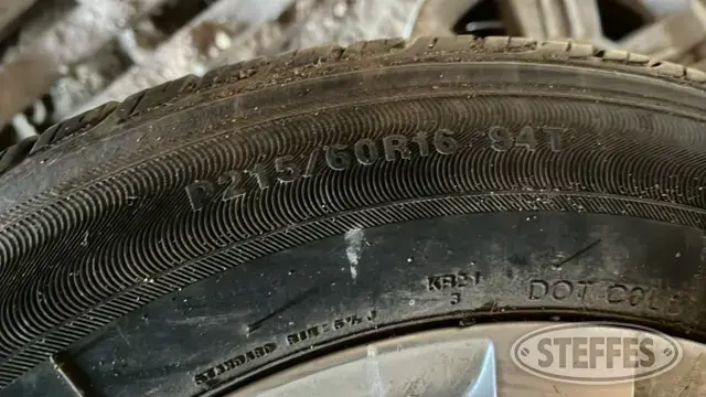(4) P215/60R16 tires