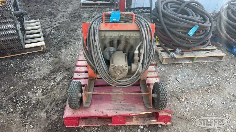 (2) Ruffneck fan-cooled heat-exchanger units Oil and Gas-Other