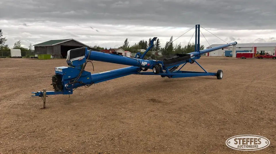 2017 Brandt 1370HP+ Swing Hopper Auger