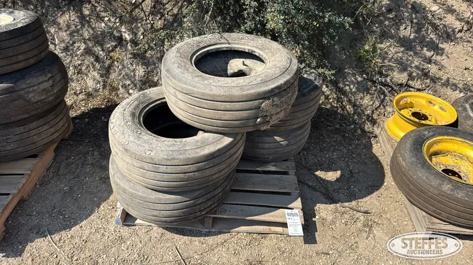 (5) 11L-15FI tires Tractor-Implement Tire