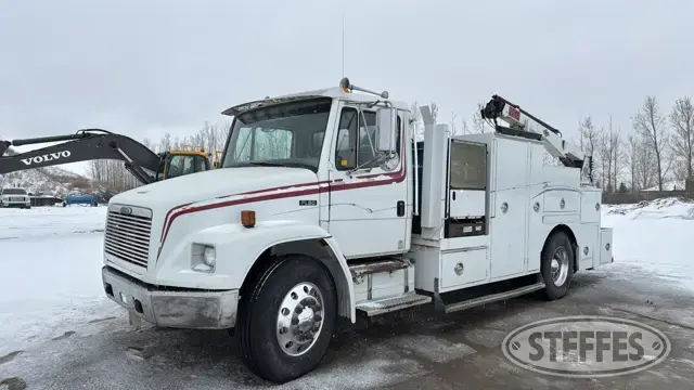 1999 Freightliner FL80