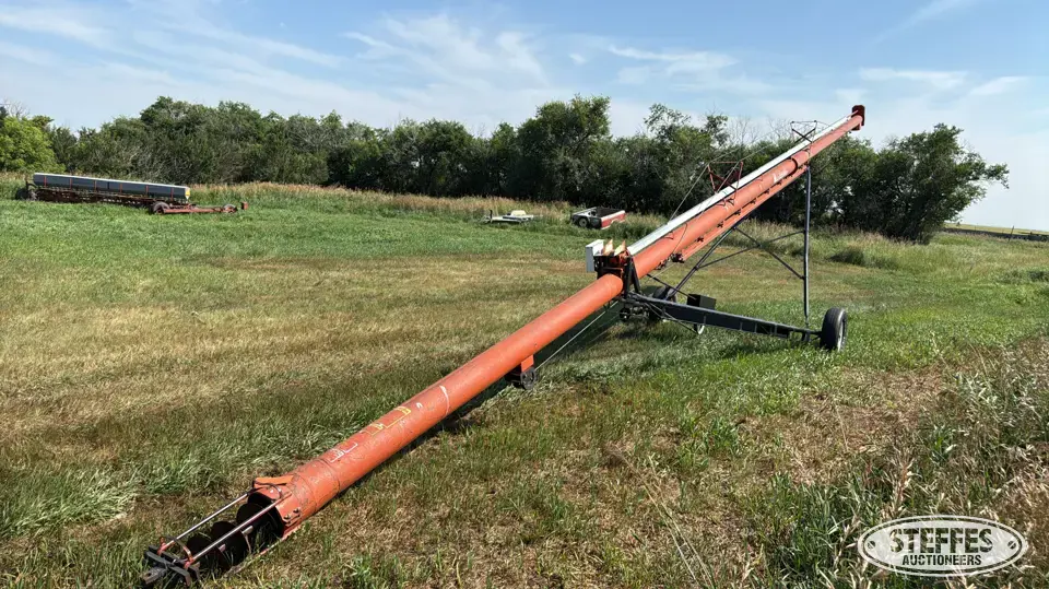 Brandt 852 Straight Auger