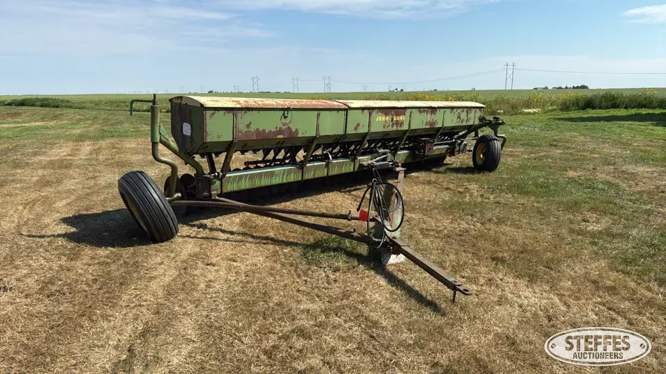 John Deere D1918 Press Drill