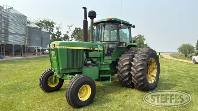 1976 John Deere 4630