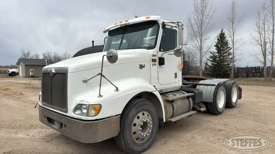 2006 International 9400i Eagle Conventional Truck without Sleeper