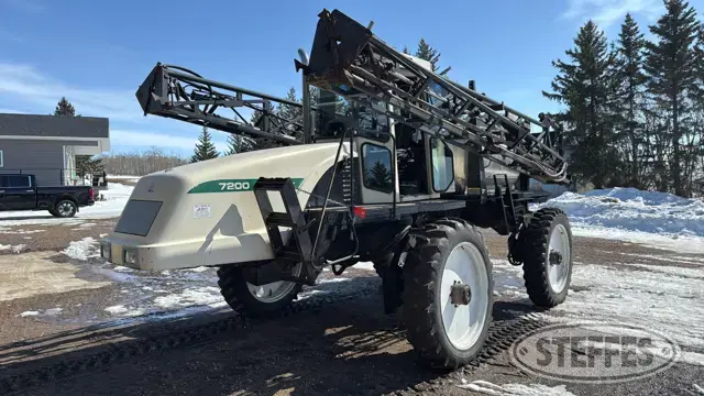 1996 Willmar 7200