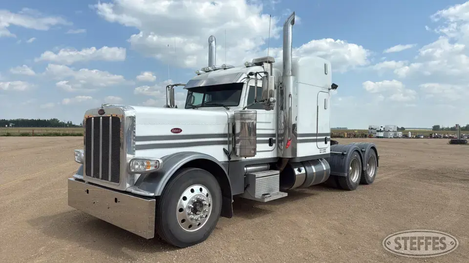 2018 Peterbilt 389 Conventional Truck with Sleeper