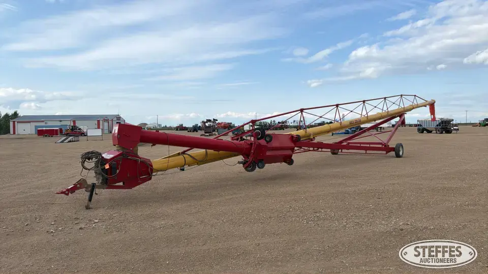 Westfield MKX130-94 Swing Hopper Auger