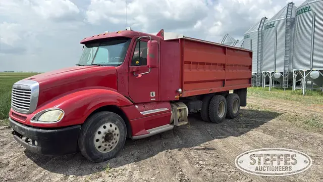 2007 Freightliner Columbia