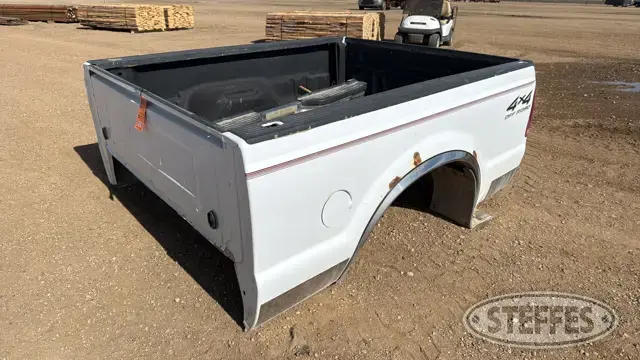 Ford F-250 truck bed