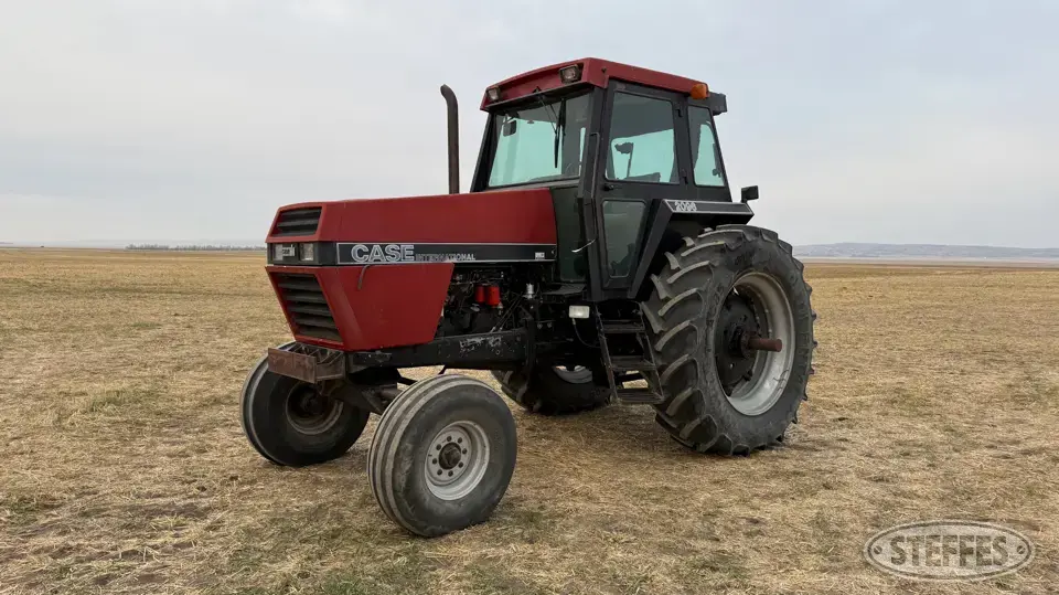 1988 Case IH 2096 2WD Tractor