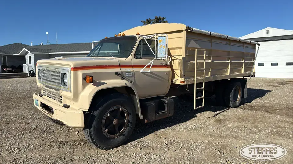 1984 Chevrolet C70 Grain Truck