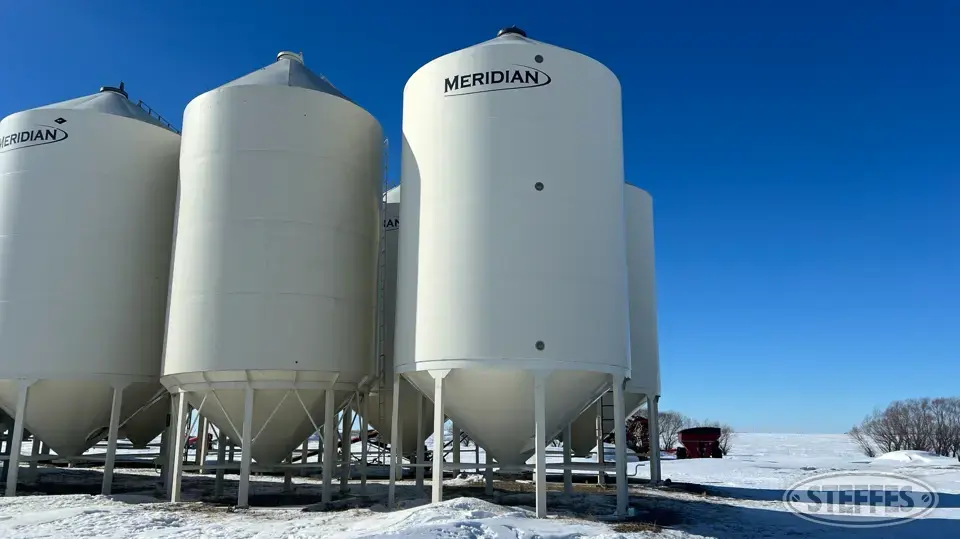 Meridian M1620 Hopper Bin