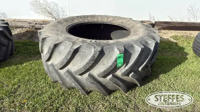 (1) Samson IF710/70R42 tire