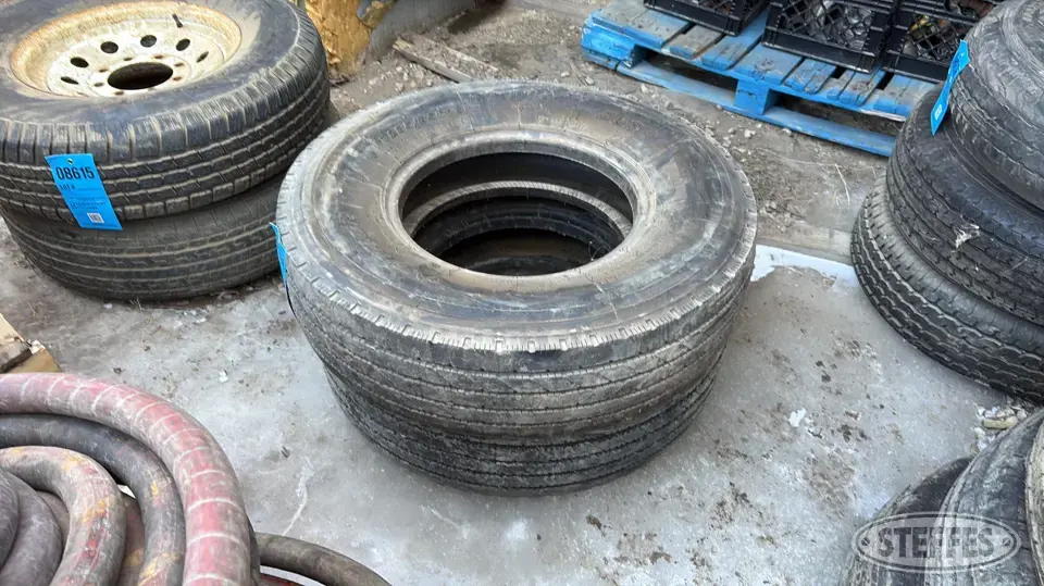 (2) Sailun ST235/85R16 tires Passenger-Light Truck Tire