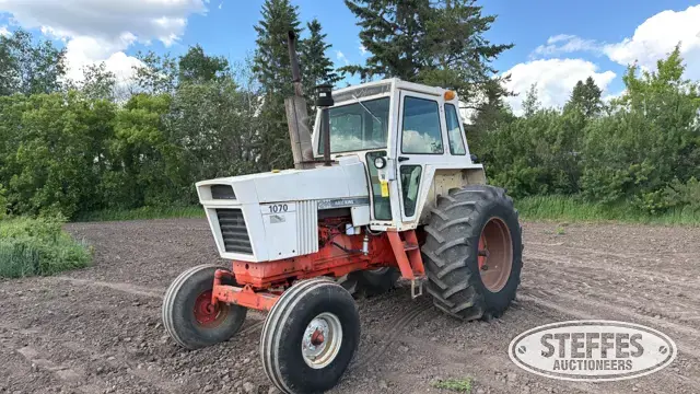 1977 Case 1070