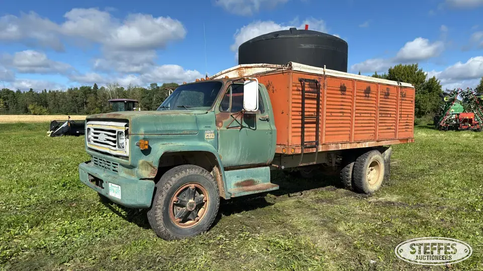1976 Chevrolet C60 Grain Truck