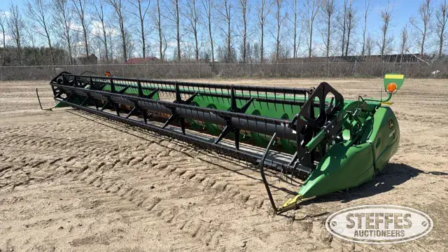 2011 John Deere 635F HydraFlex