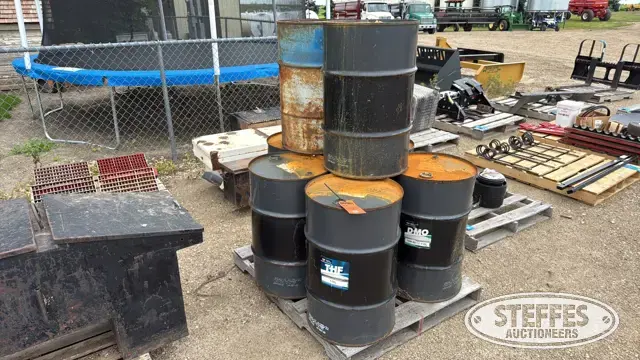 (7) 110L oil drums