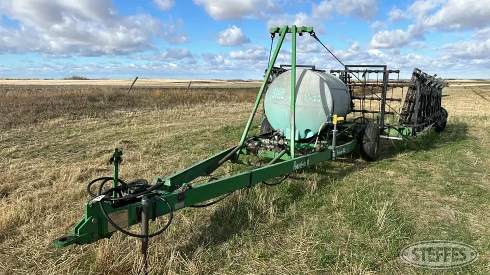 1983 Flexi-Coil System 82 Harrow