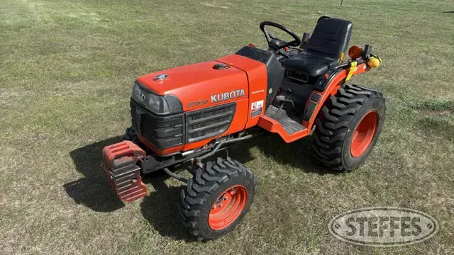 Kubota B7610