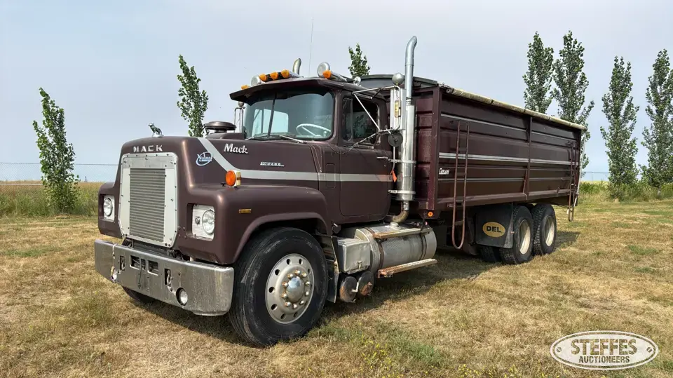 1979 Mack RS600L Grain Truck