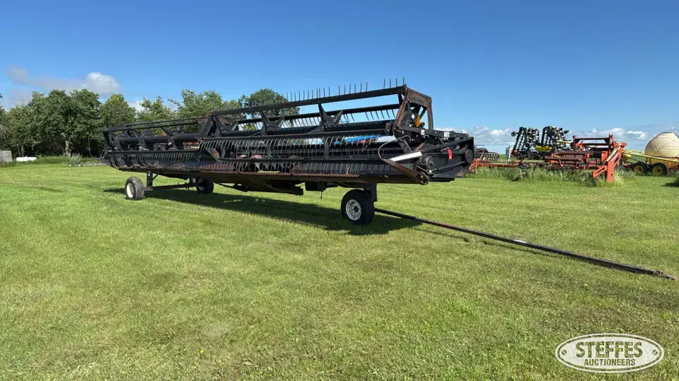 1996 MacDon 960 Draper Head